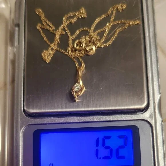 Sirena Collection 1/8 Carat Diamond  Pedant with 14kt Solid Gold  Necklace 18" - Picture 9 of 9